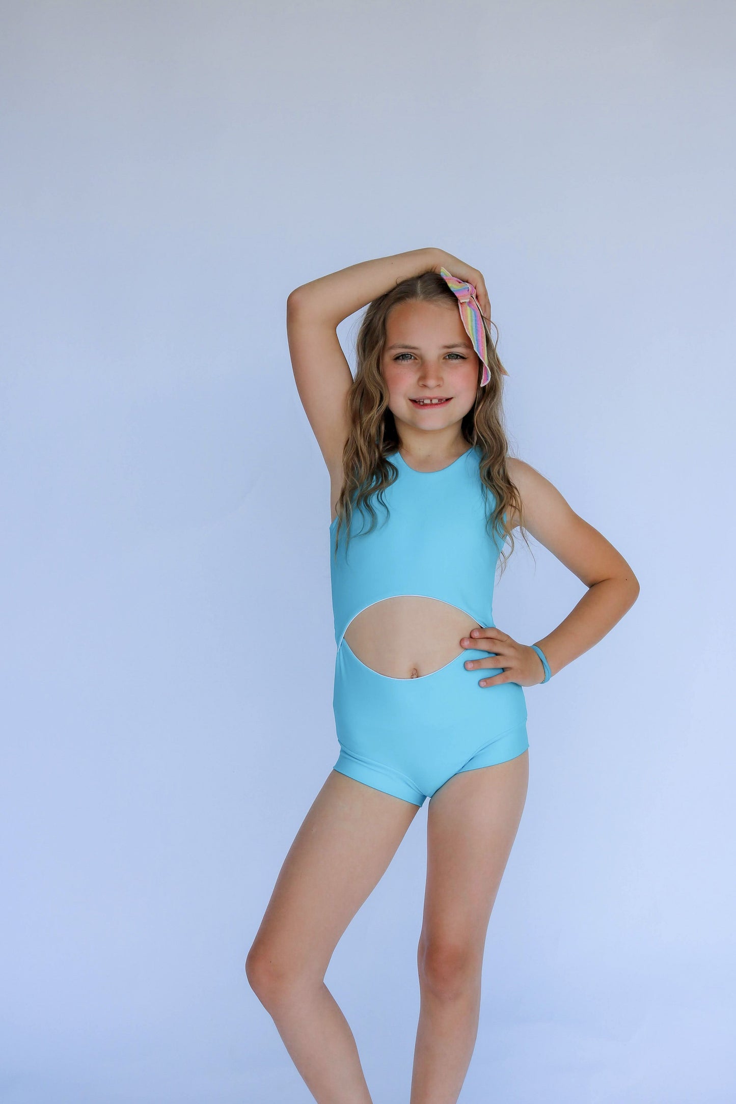 Barbie Blue Peek-a-boo