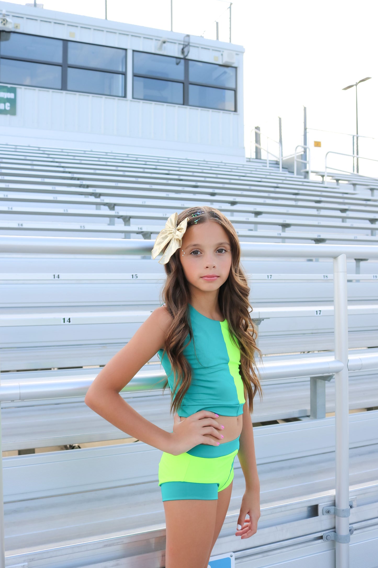 Screamin Green 2 piece