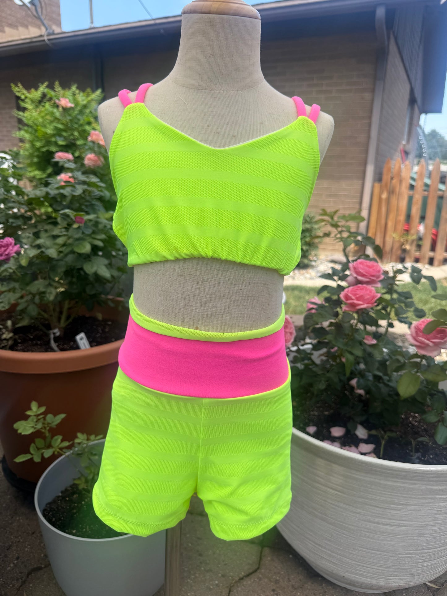 Lime pink